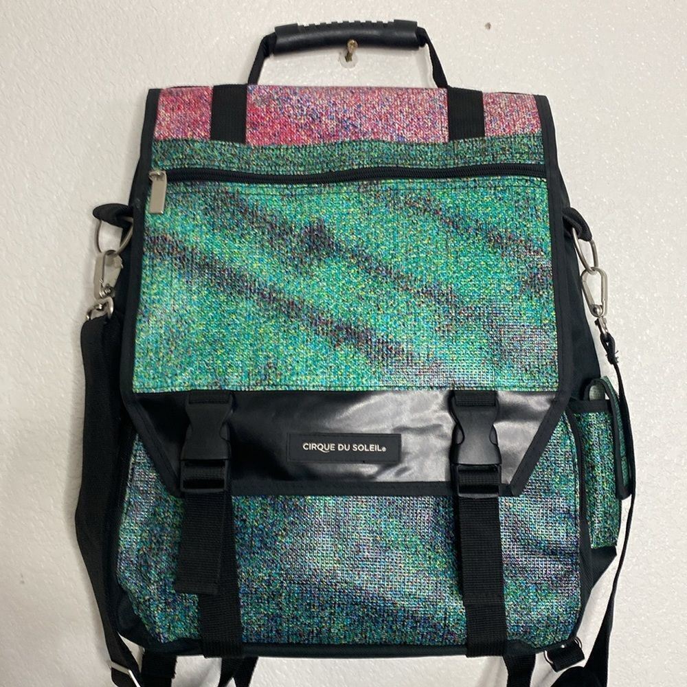 CIRQUE DU SOLEIL Authentic Backpack NWOT